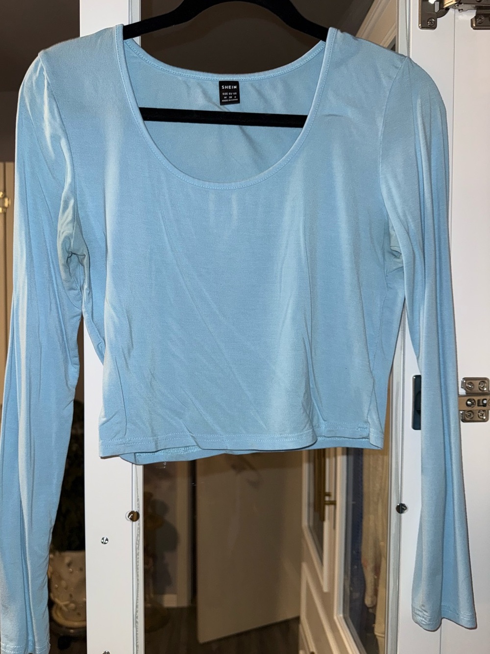 SHEIN Pale Blue Long Sleeve Scoop Neck Crop Top